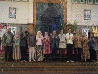 Employee Class Program Universitas Wijaya Kusuma Sura Nomor 2